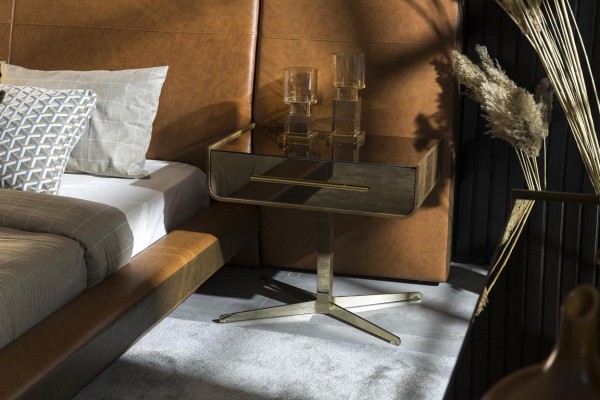 Роскошная спальня в отеле качества кровать, комод, гардероб 6-элементный набор.