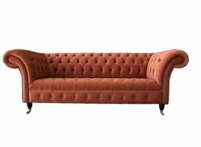 Роскошный трехместный диван Chesterfield с обивкой из текстиля, новый.
