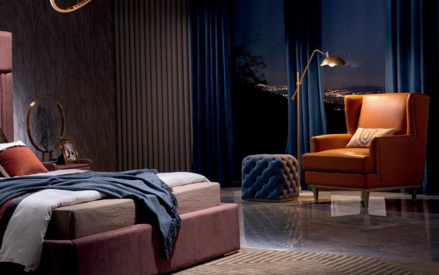 Классический обивочный дизайн кровати Luxe для отеля в двухместном номере.