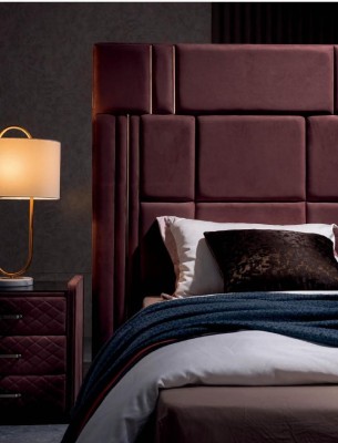 Классический обивочный дизайн кровати Luxe для отеля в двухместном номере.