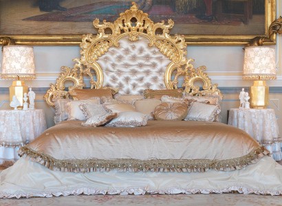 Chesterfield кровать Итальянская мебель Обстановка Барокко Рококо Золото Кожаные кровати.