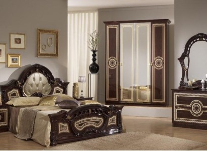Спальня. Итальянский набор мебели «Luxus Chesterfield» из 6 предметов: кровать, кровати, шкаф.