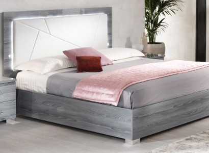 Schlafzimmer Set Bett 2x Nachttische 3tlg. Итальянская мебель роскошного отеля.