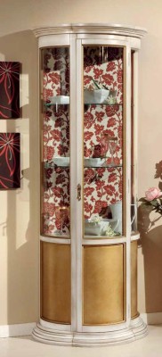 Роскошный деревянный буфет с витриной. Дизайнерские шкафы Итальянской мебели.