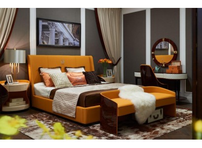 Спальня, 7 предметов. Набор мебели, роскошная кровать, табурет, зеркало, прикроватный столик, каркасы кроватей