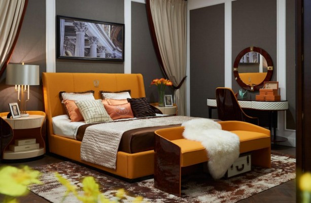 Кровать, ночной столик, табуретка. 4-х частный набор спальни. Современный дизайн. Роскошные кровати. Новые.