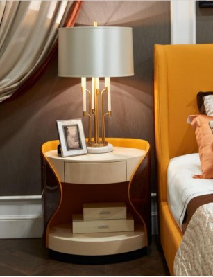 Кровать, ночной столик, табуретка. 4-х частный набор спальни. Современный дизайн. Роскошные кровати. Новые.