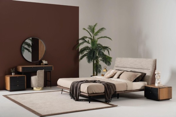 Итальянская спальня: кровать 2 шт., тумбочка 3 предмета. Современный стиль роскоши.