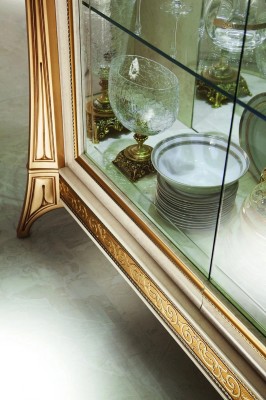 Витрина Витрины Шкаф Стеклянный шкаф Гостиная Полка Рококо Барокко Натуральное дерево