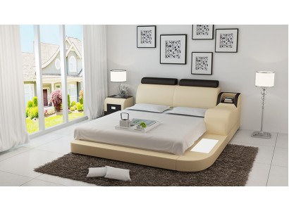 Дизайнерская кровать XXL Big Bed из кожи для отеля с полкой и USB, размером 160x200 см.