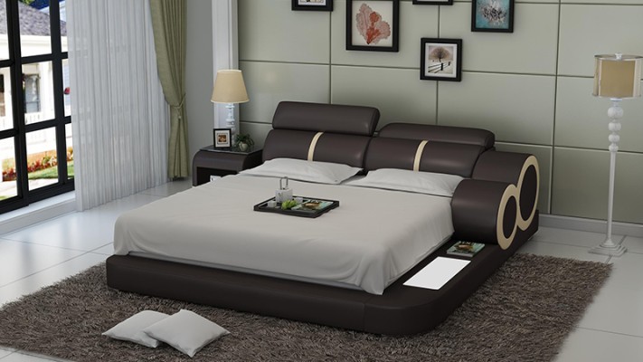 Дизайнерская кровать XXL Big Bed из кожи для гостиницы с полкой и USB, размером 160x200 см.
