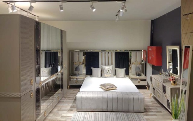 Современный комплект спальной мебели для современного комфорта.