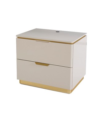 Роскошный набор спальни: кровать, прикроватный столик, комод, зеркало, шкаф. 7 штук мебели.