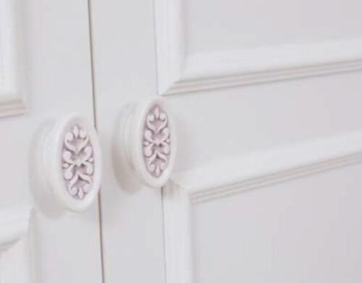 Роскошный спальный гарнитур из 4 предметов. Кровать, 2 прикроватные тумбы, комод. Новая мебель в стиле загородного дома.