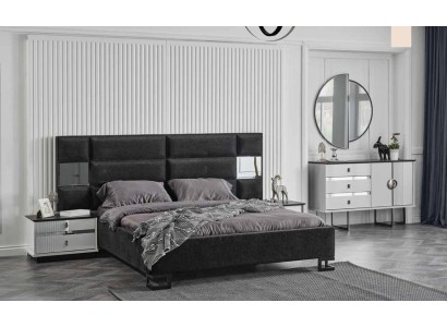 Роскошный спальный гарнитур: кровать, прикроватные тумбочки, полный набор мебели, комод, 4 предмета.