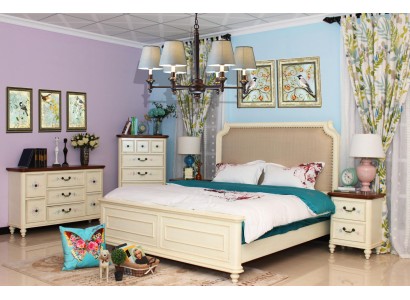 Дизайн спальни 5 предметов. Комплект гарнитуры: кровать, тумбочка, комод. Новый.