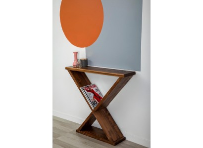 Коричневый консольный стол. Современная боковая мебель. Роскошный прочный стол.